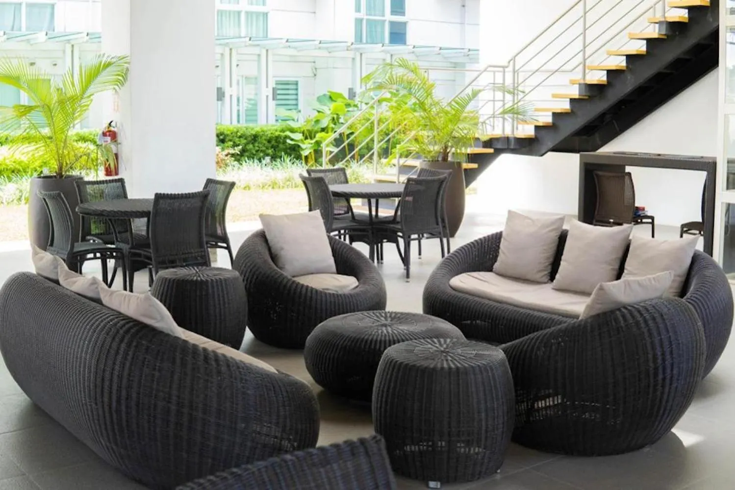 Apartment Cozy & Stylish Stay - Abreeza Mall - Pool - Wifi - T2-2312 Davao